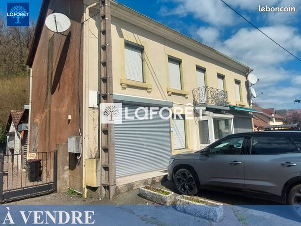 Maison 6 pièces 244 m²