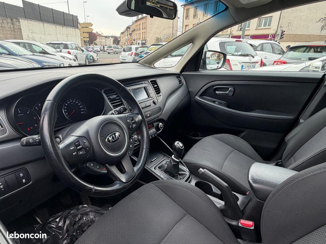Kia Carens active (image 3)