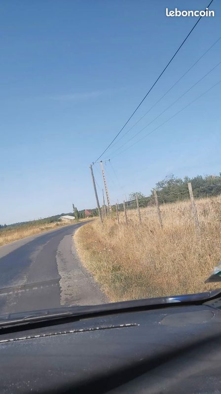 Terrain non constructible · à Vendat · 13 000 €