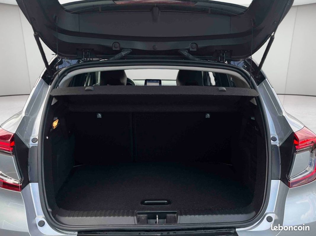 RENAULT Captur E-Tech full hybrid 145 Iconic (image 9)