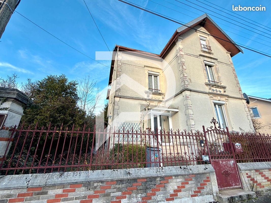 Maison 7 pièces 165 m² · à Chaumont · 165 m² · 155 000 €