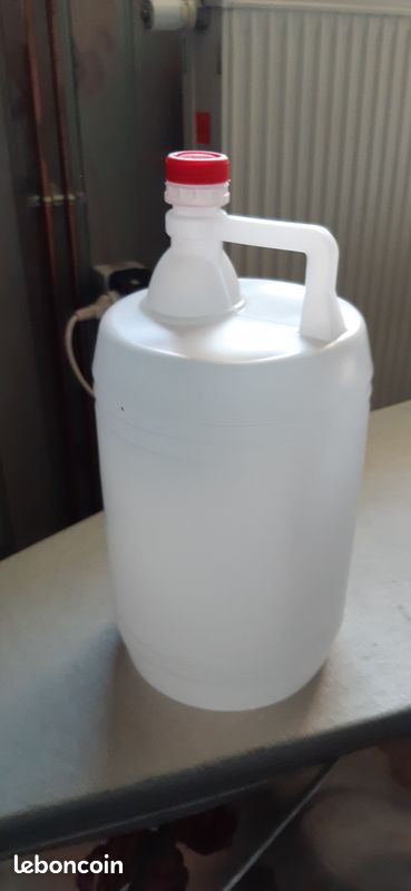 Bouteilles en plastique (image 2)