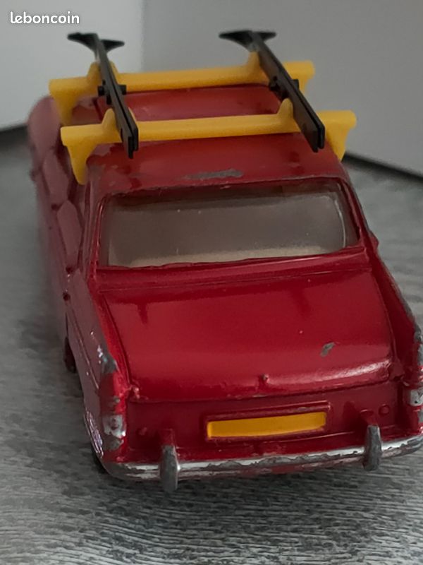 Dinky Toys Ancienne Peugeot 404 N°553 Avec Boîte - Modèle 1:43 En Métal, Meccano France, Occasion