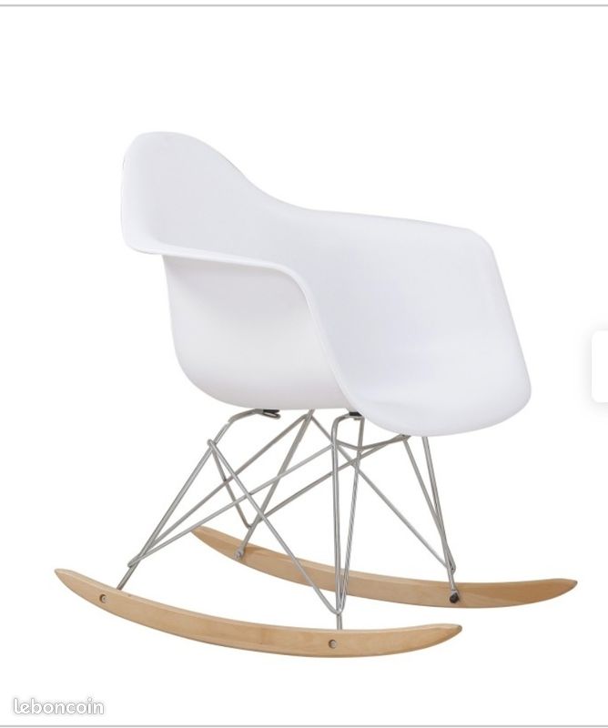 Chaise à bascule scandinave (image 1)