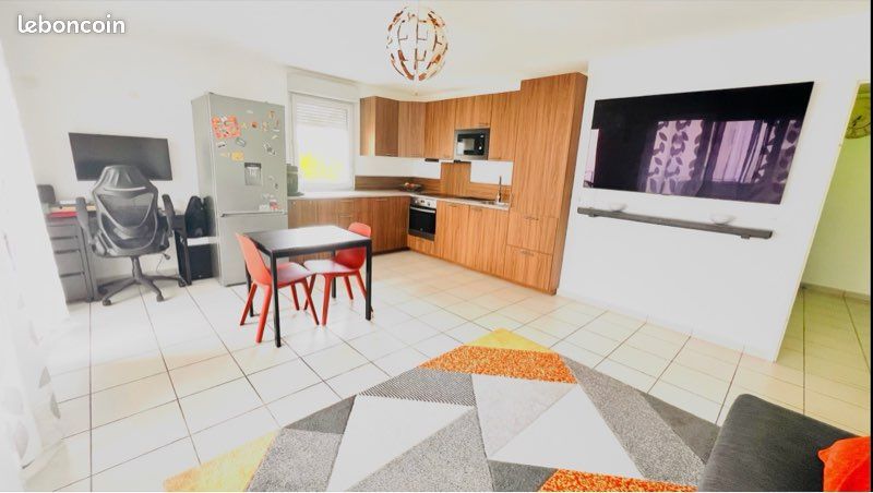 Appartement 3 pièces 60 m² · à Vaulx-en-Velin · 60 m² · 990 €/mois
