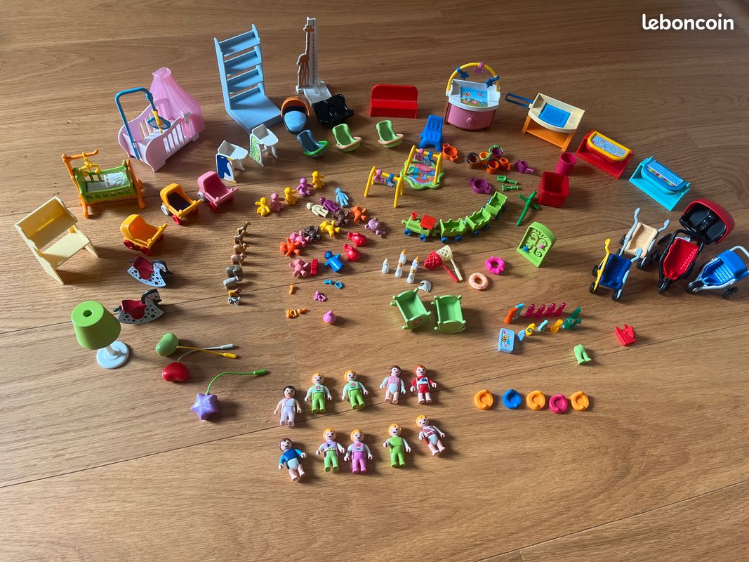 Lot d’affaires de bébés playmobil (image 1)