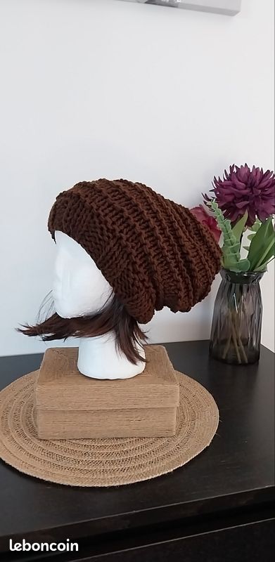 Joli bonnet slouchy marron (image 10)