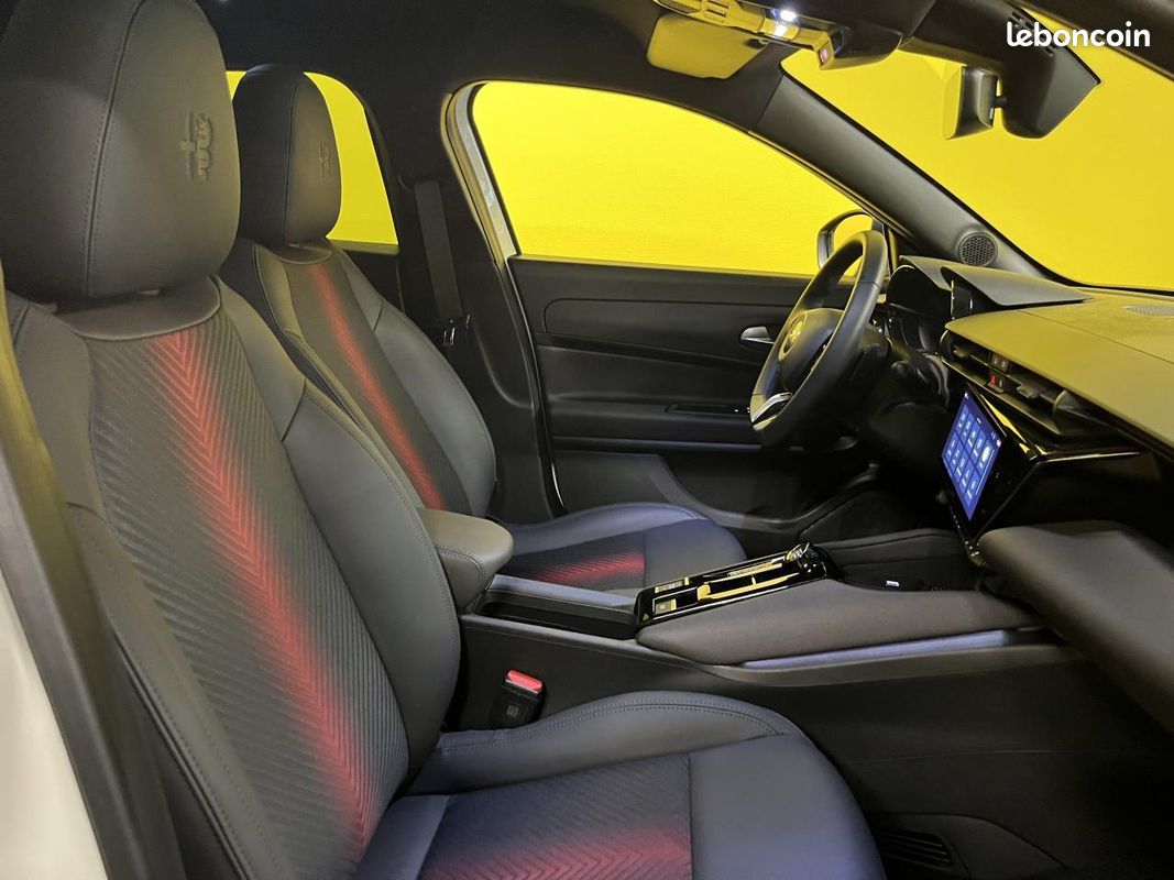 ALFA ROMEO JUNIOR 1.2 Ibrida - 145 - BV eDCT6 Premium (image 21)