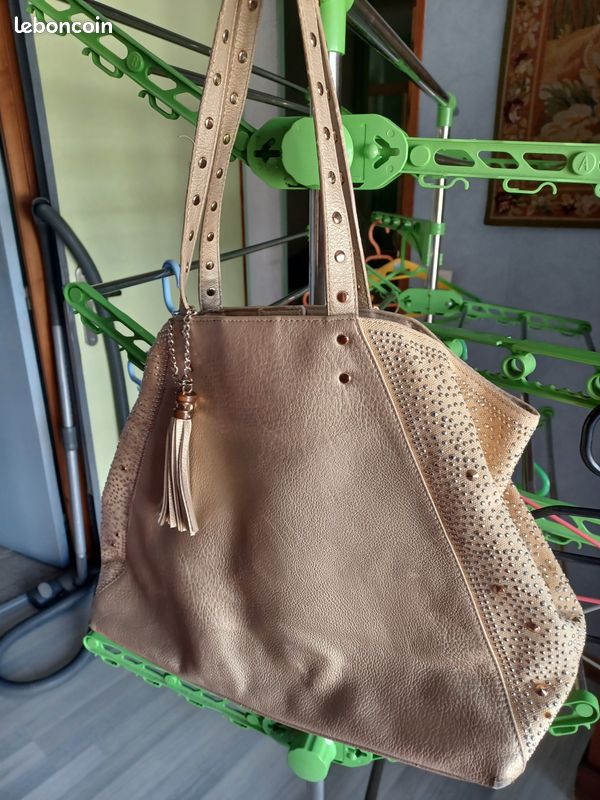Sac couleur or avec brillant (image 2)
