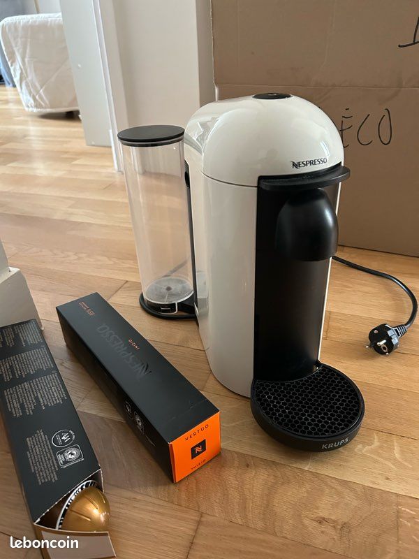 Machine Nespresso vertuo blanc ivoire (image 1)