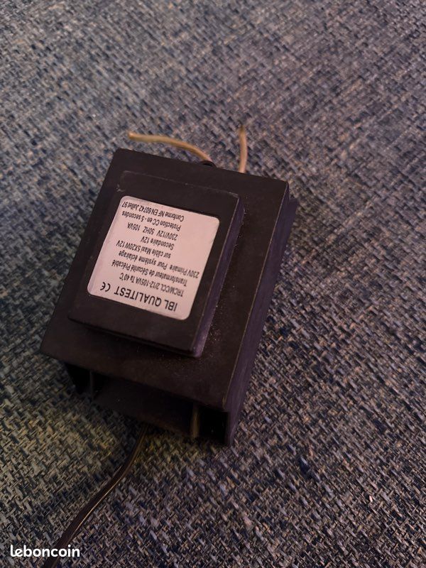 Transformateur électrique 230v/12v (image 1)