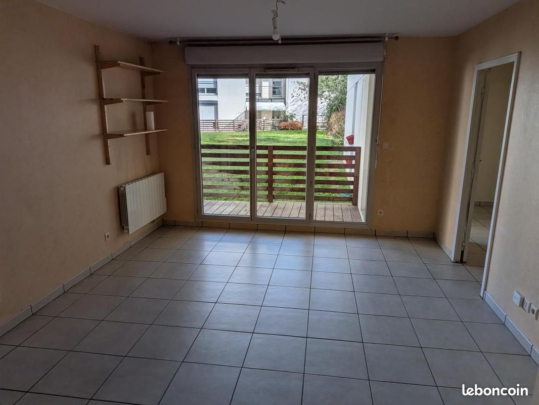 Appartement 2 pièces 50 m² · à Lyon · 50 m² · 811 €/mois