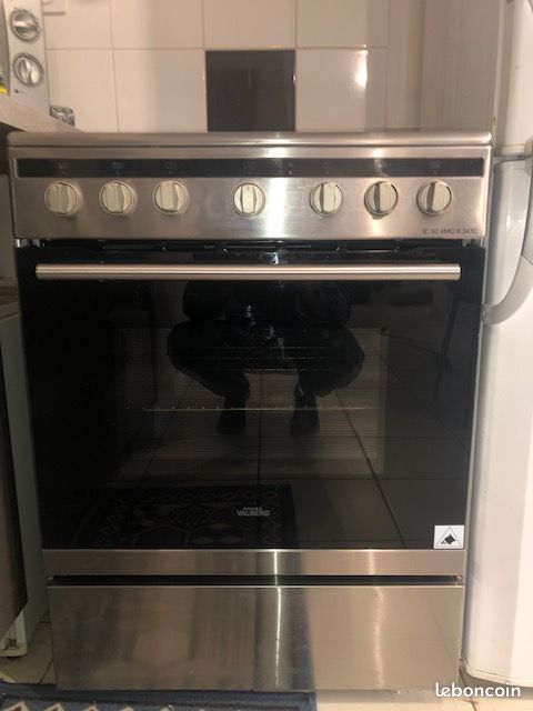 Cuisinière éléctrique à induction (image 1)