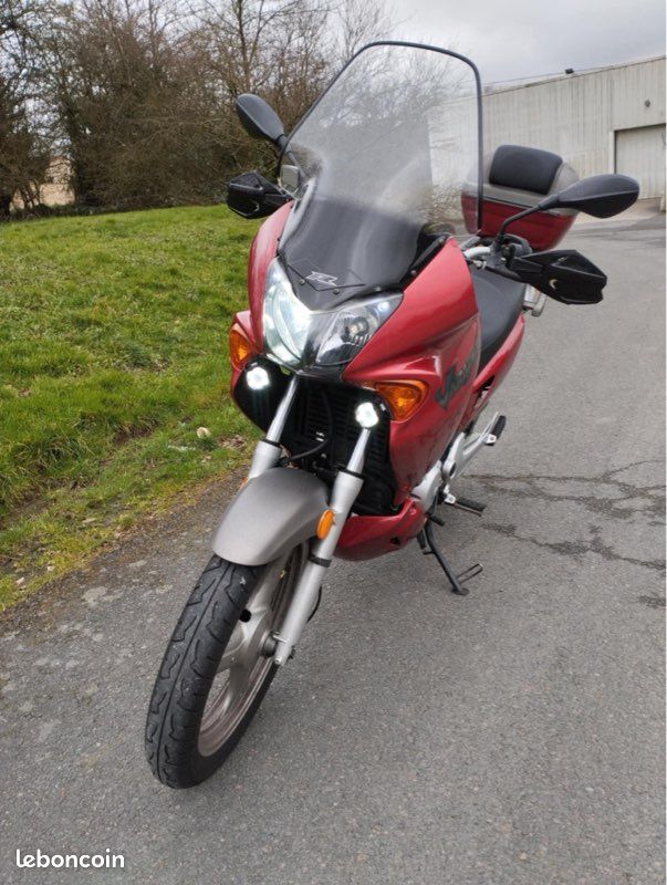 Honda Xlv Varadero 125 (image 2)