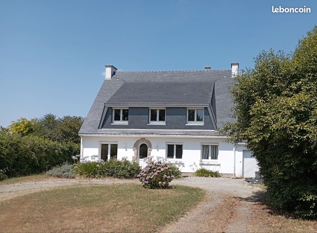 Maison 8 pièces 187 m² · à Meucon · 187 m² · 546 000 €