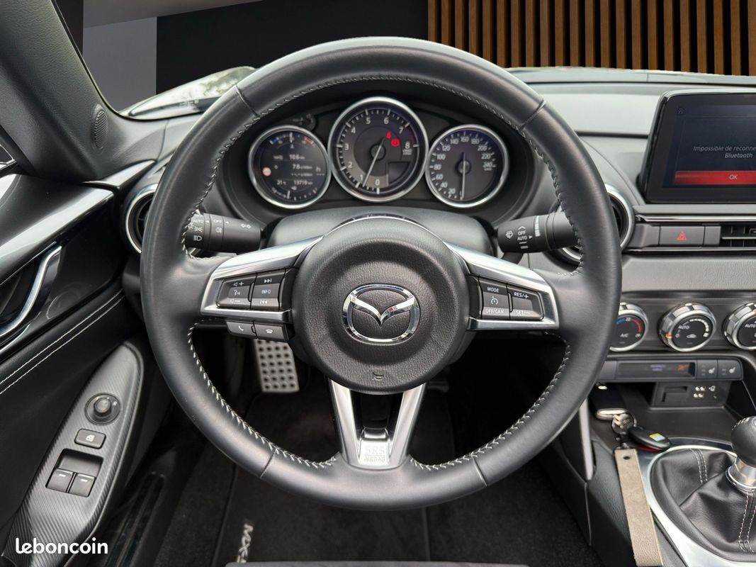 MAZDA MX5 ROADSTER 2.0 SKYACTIV-G 185 CH * CARPLAY*CAMERA DE RECUL*PACK SPORT* FULL ENTRETIEN MAZDa (image 4)