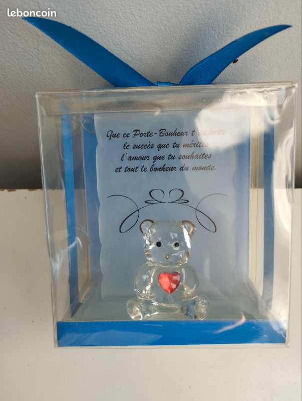 Ours en cristal dans sa boîte (image 1)