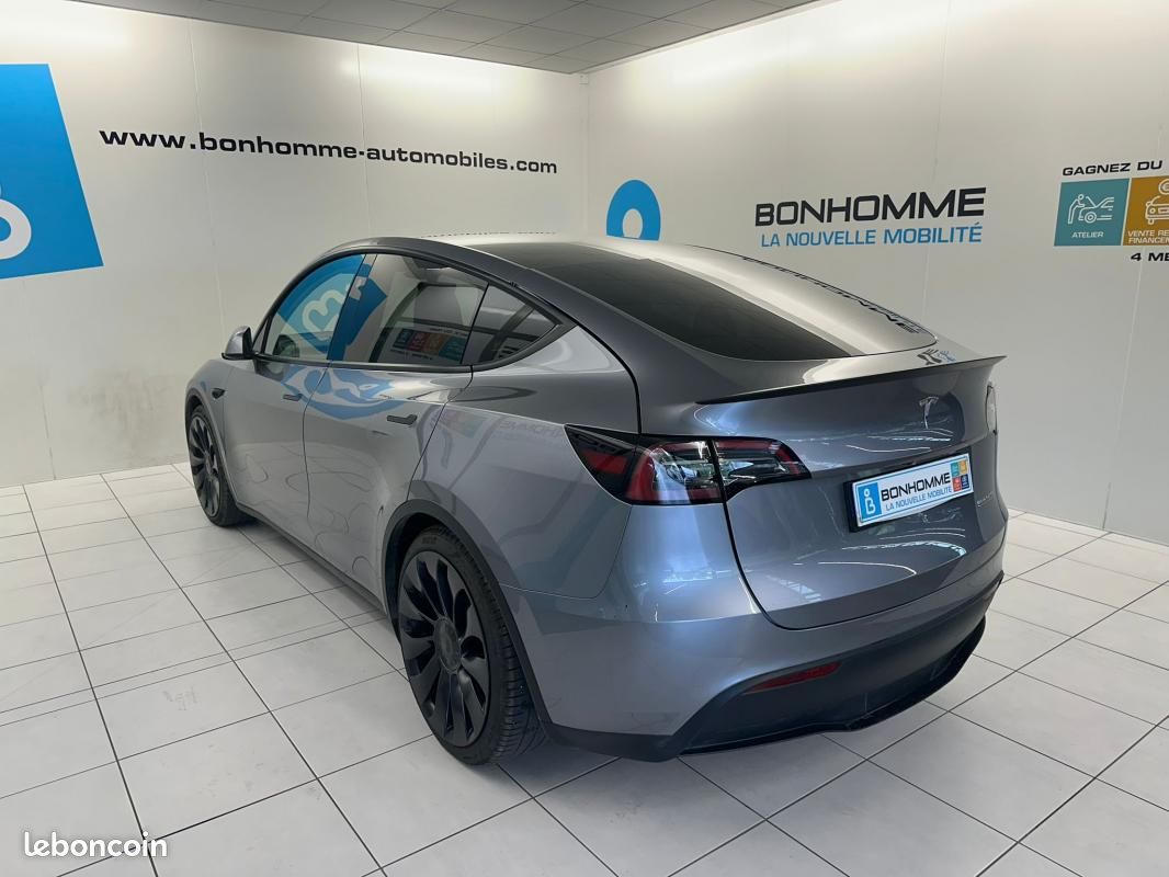 Tesla Model Y LONGE RANGE DUAL MOTOR 75KWH 472CV PERFORMANCE (image 10)