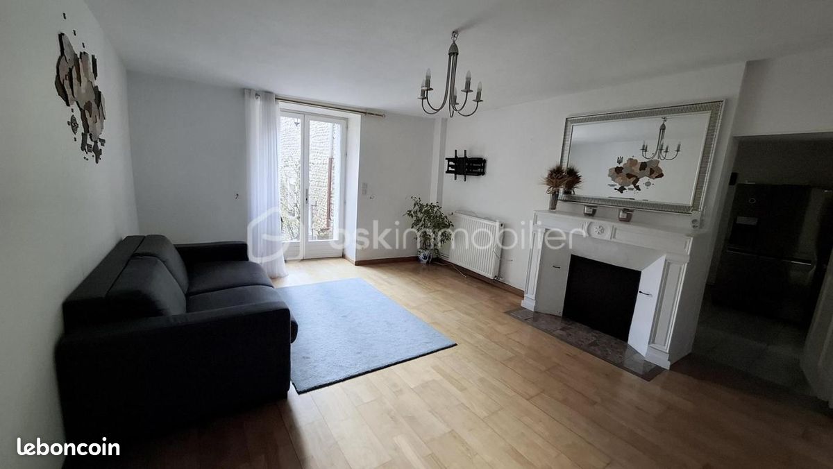 Maison 4 pièces 110 m² · à Le Mérévillois · 110 m² · 220 000 €