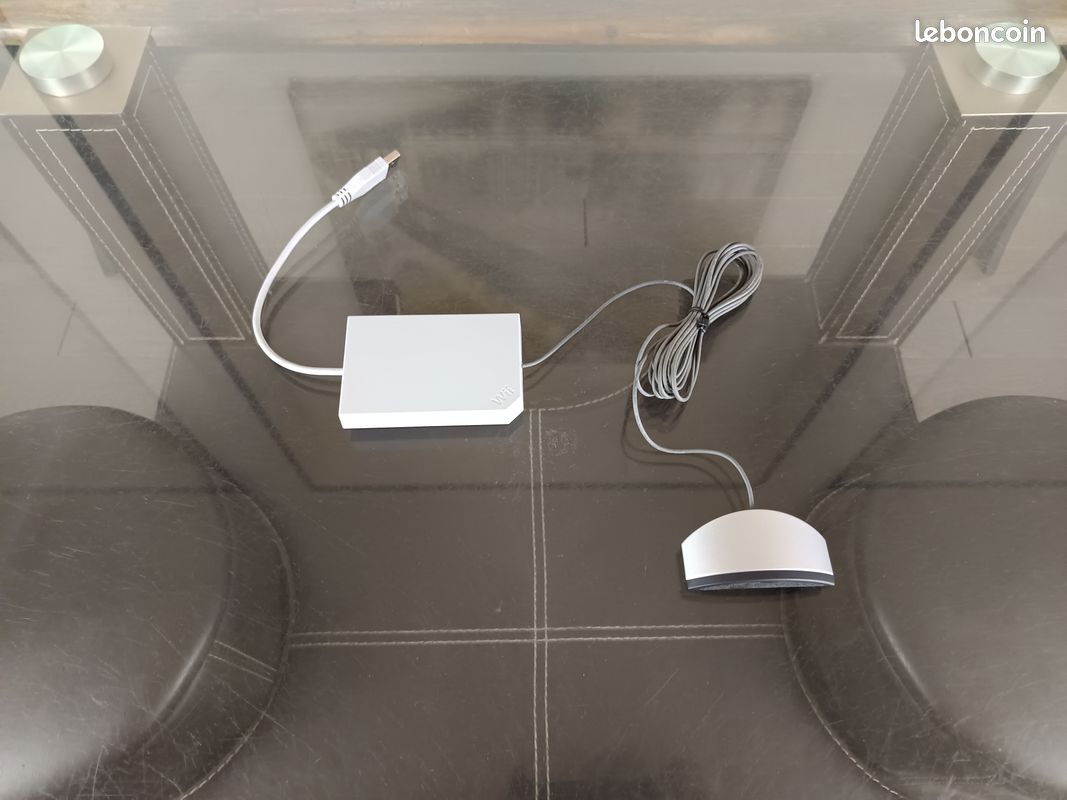 Nintendo Wii Speak - Microphone pour Console Nintendo Wii (image 1)