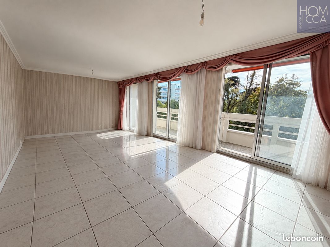 Appartement 4 pièces 94 m² · à Lyon · 94 m² · 260 000 €