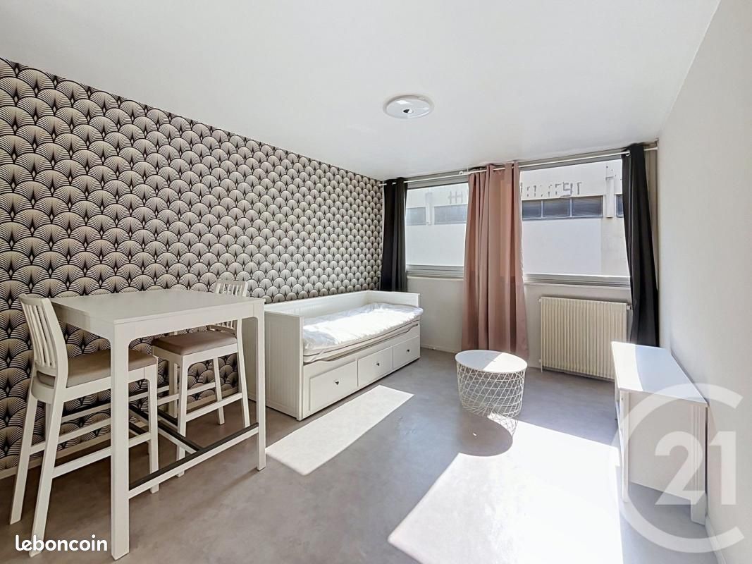 Appartement 1 pièce 27 m² · à Clermont-Ferrand · 27 m² · 480 €