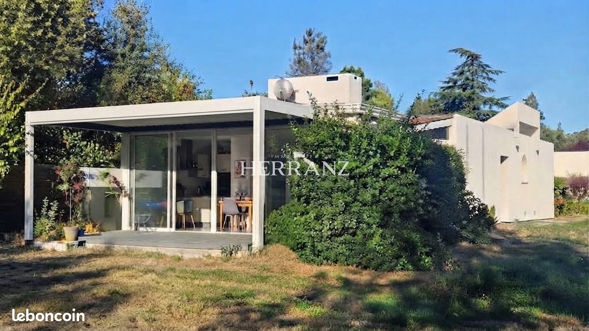 Maison 5 pièces 127 m² · à Pessac · 127 m² · 345 000 €