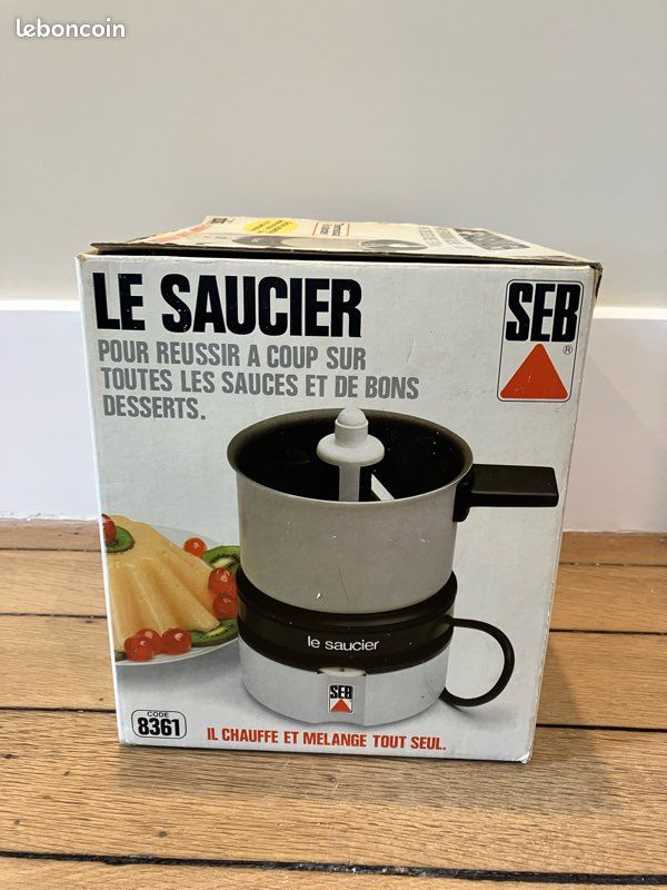 SAUCIER JAPONAIS EN CÉRAMIQUE - FLEUR GRISE - SEOUL STATION