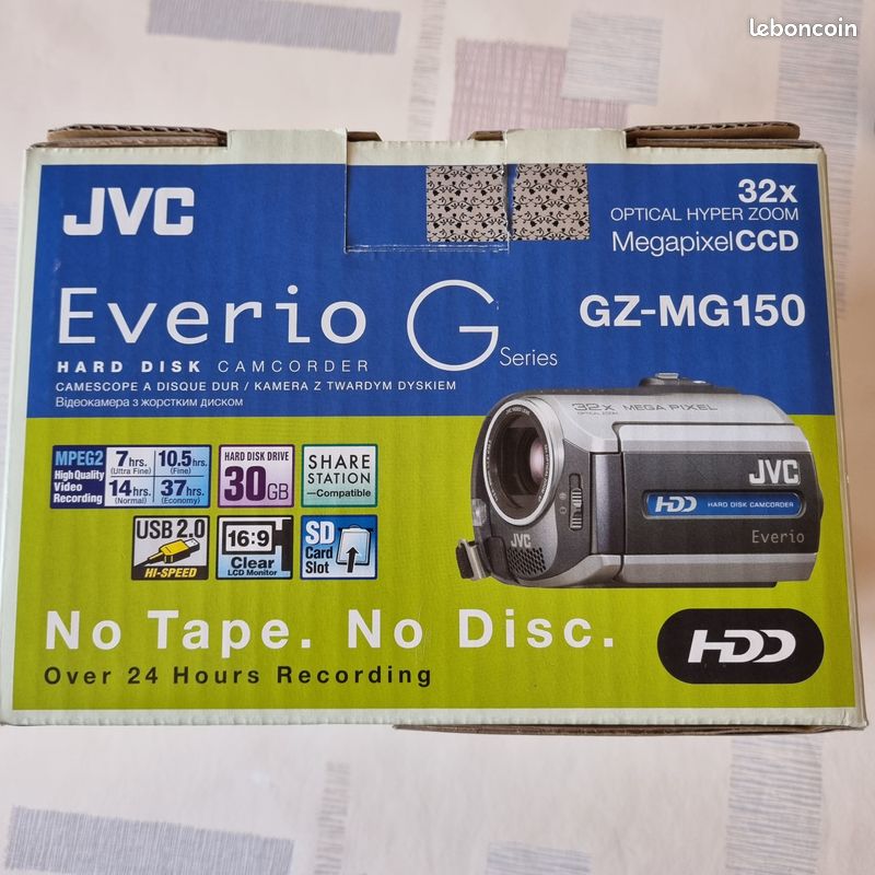 Caméscope JVC Everio GZ-E105BE Full HD, Zoom Optique 40x, Avec Carte SD 4Go, Boîte D'origine