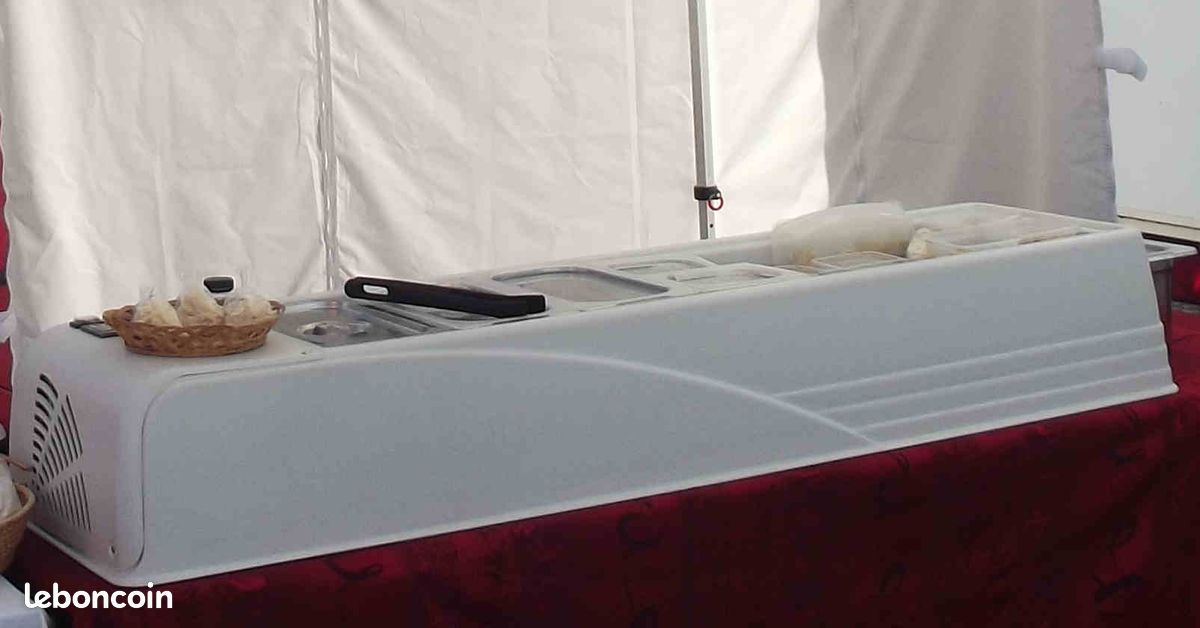 Vitrine réfrigérée à ingrédients (image 1)