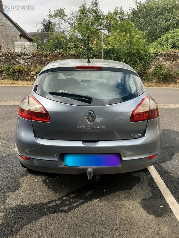 Megane III (image 2)