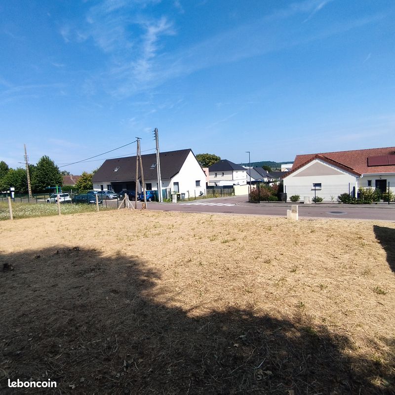Vente terrain dans lotissement résidentiel 378 m² à Louviers ville (27400), entièrement viabilisé · 102 000 €