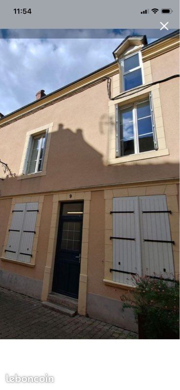 Maison 8 pièces 140 m² · à Beaumont-sur-Sarthe · 140 m² · 140 000 €