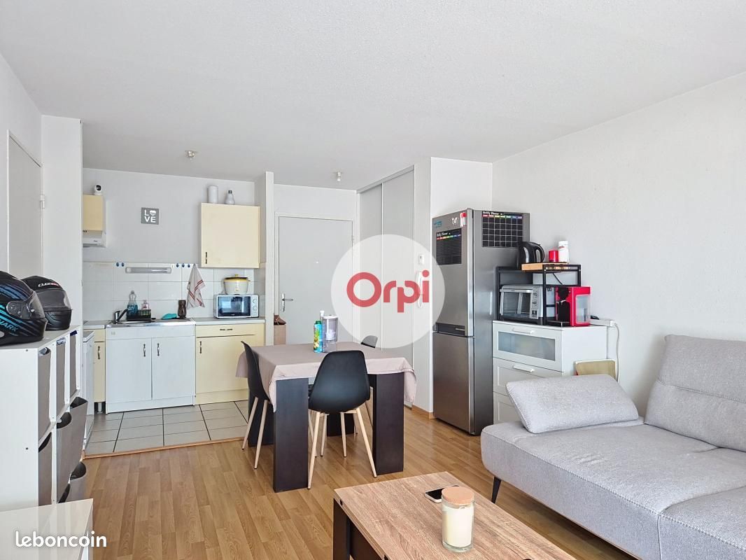 Appartement 2 pièces 42 m² · à Séné · 42 m² · 685 €