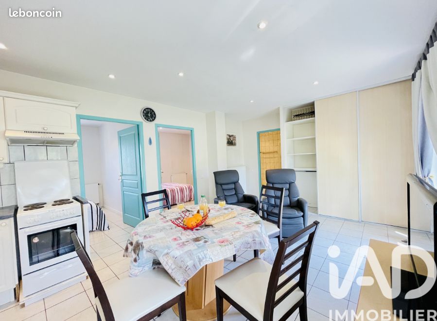 Immeuble 370 m² · à La Vôge-les-Bains · 370 m² · 314 000 €