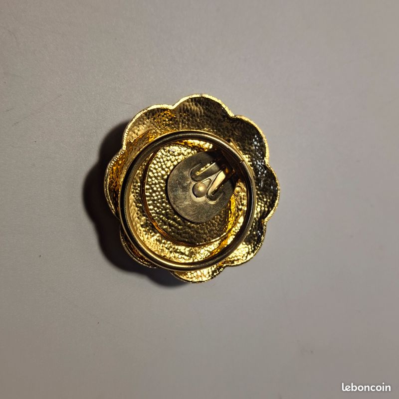 Broche Vintage Années 70 - Style Fantaisie Et Rétro - OCCASION