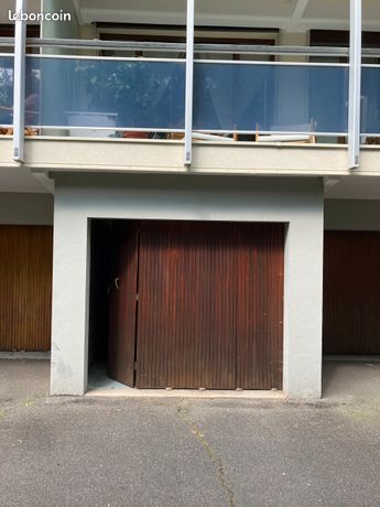 Location Box