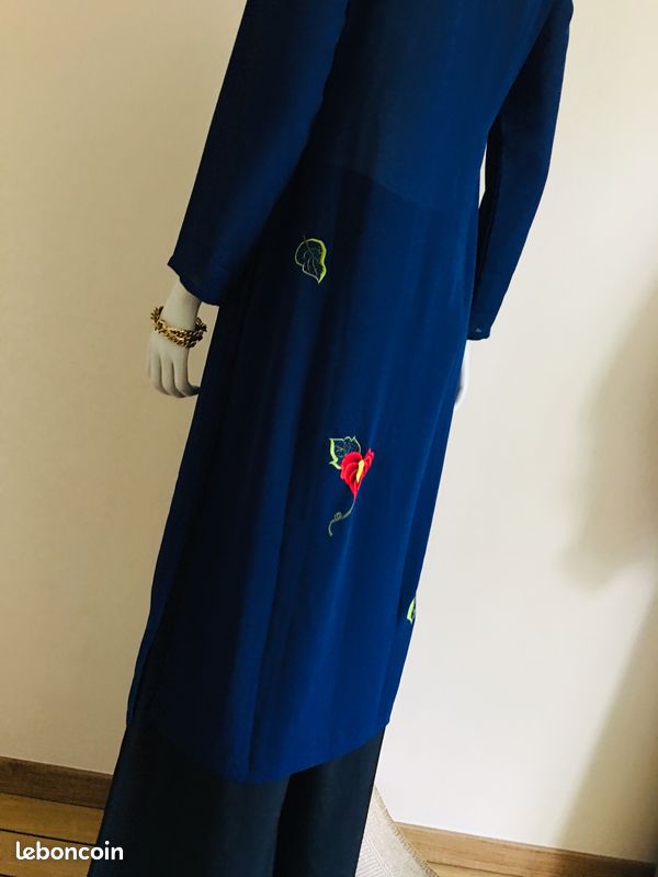 T 38 Magnifique et elegante cheongsam et qipao robe longue brodée asiatique avec pantalon neuve (image 5)