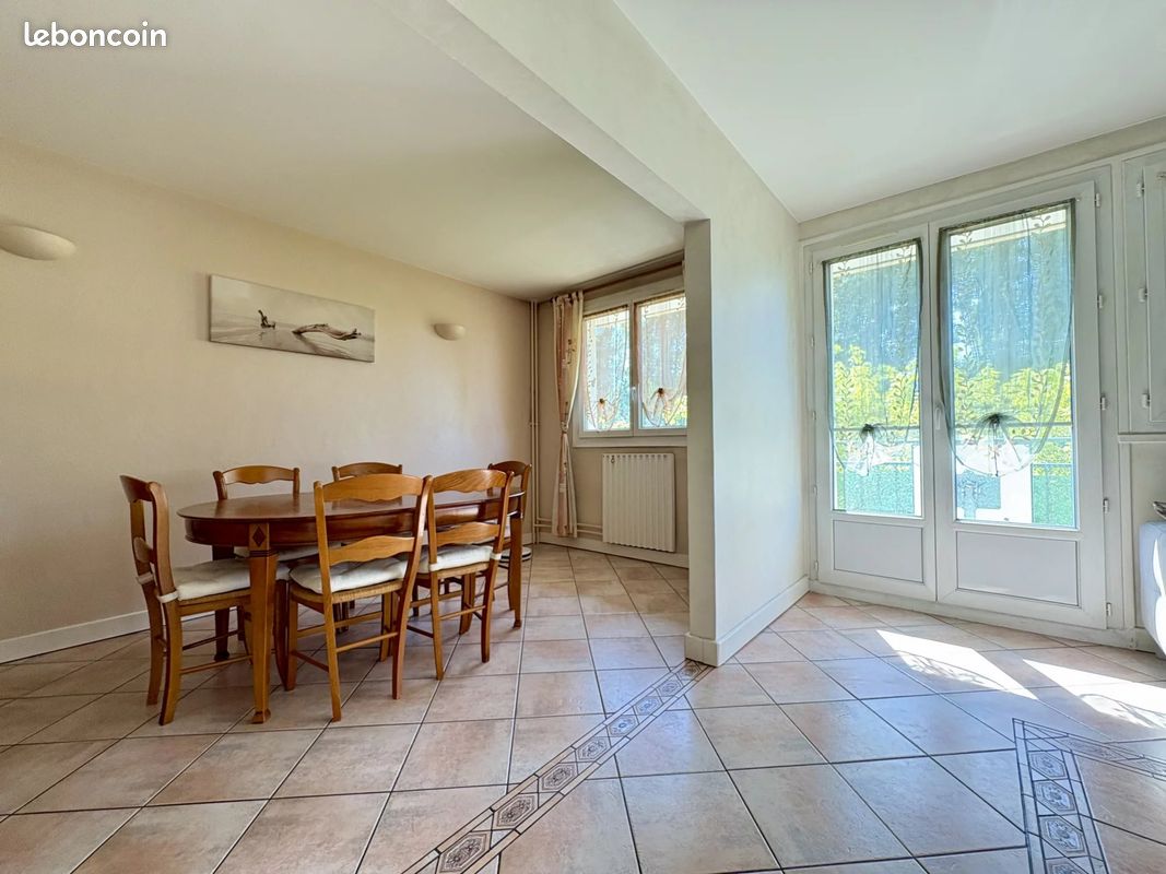 Appartement 4 pièces 75 m² · au Plessis-Trévise · 75 m² · 194 500 €