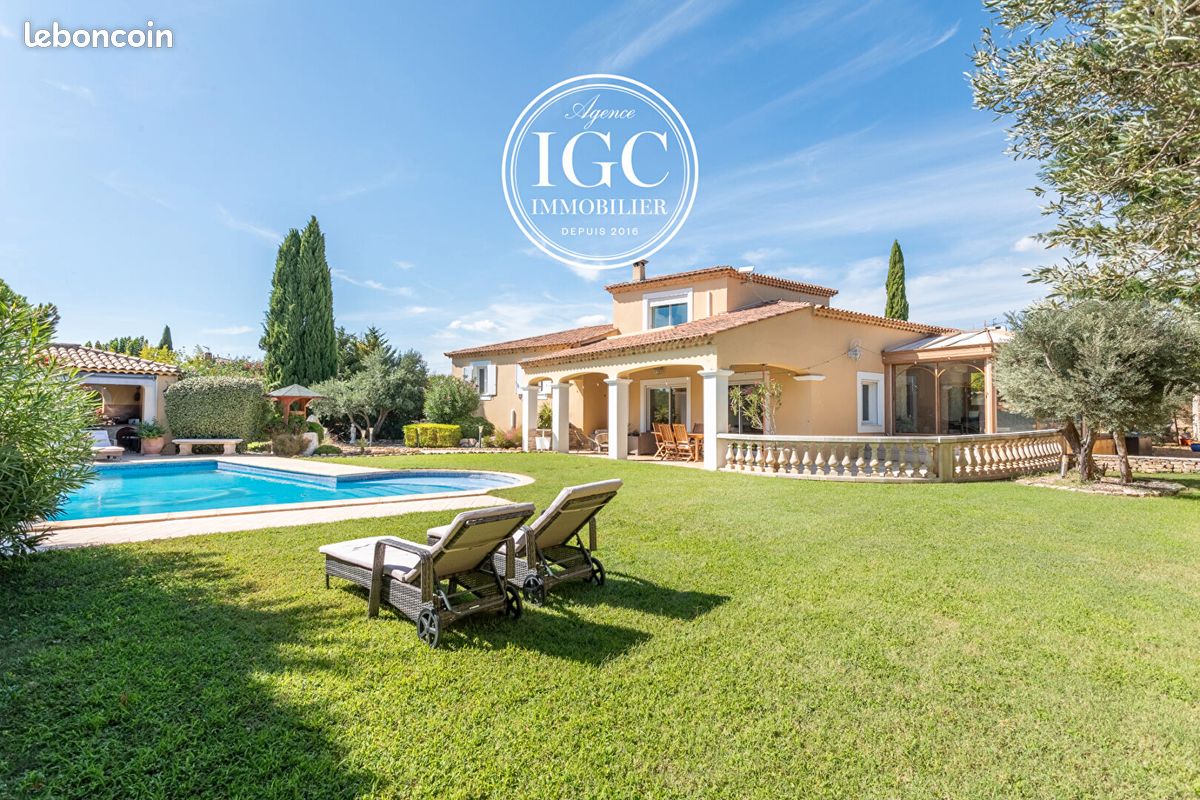 Maison 6 pièces 185 m² · à La Fare-les-Oliviers · 185 m² · 997 500 €