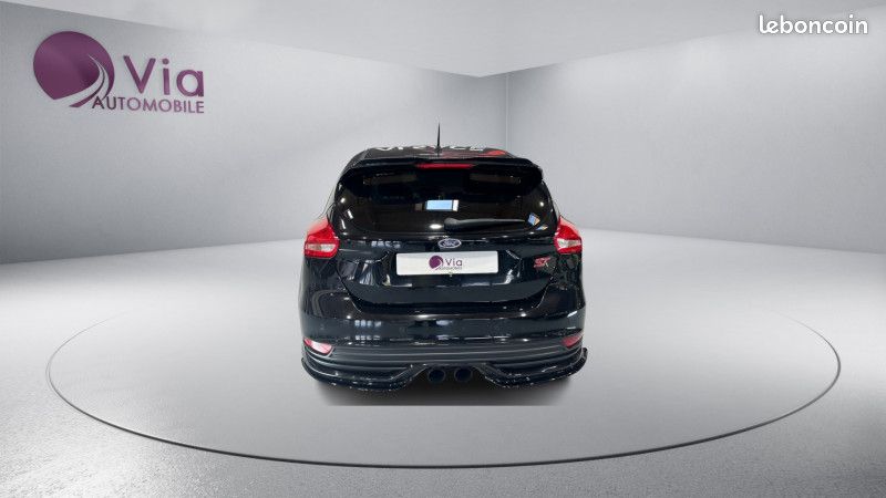 Ford FOCUS 2.0 ECOBOOST 250CH STOP&START ST (image 7)