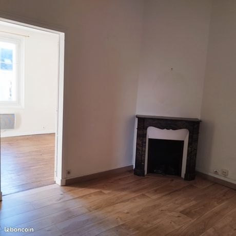 Tours Mirabeau Location F2