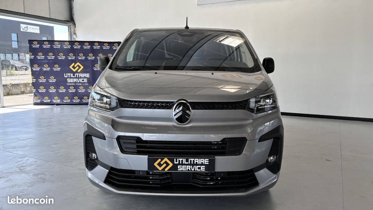 29 990 HT - CITROEN JUMPY M 2.2 180 cv bva PACK PREMIUM CONNECT + CONFORT GRIS ACIER neuf / tva recuperable (image 9)