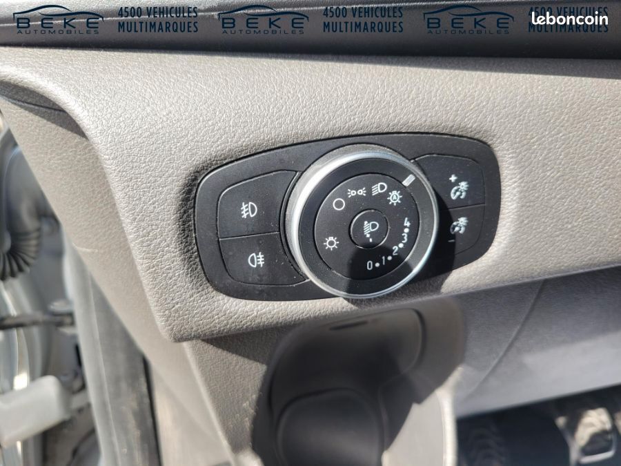 Ford Transit Custom Fourgon 13990 HT 2.0 TDCI 130 L2H1 LIMITED (image 14)