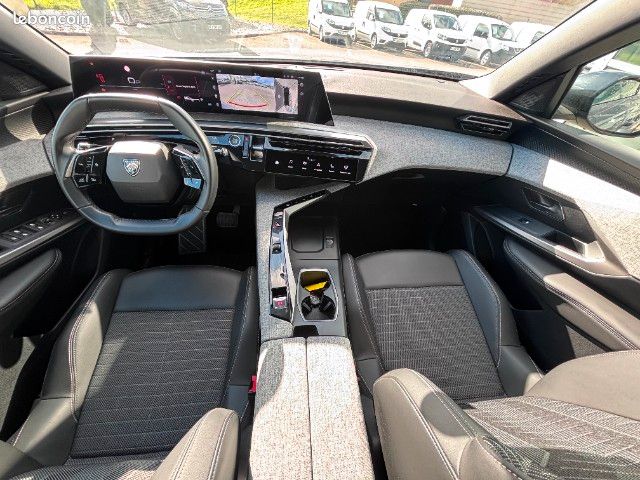 Peugeot 3008 III ALLURE HYBRID 136 E-DCS6 (image 15)