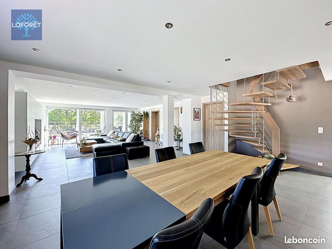 Maison 6 pièces 230 m² · à Lampertheim · 230 m² · 733 400 €