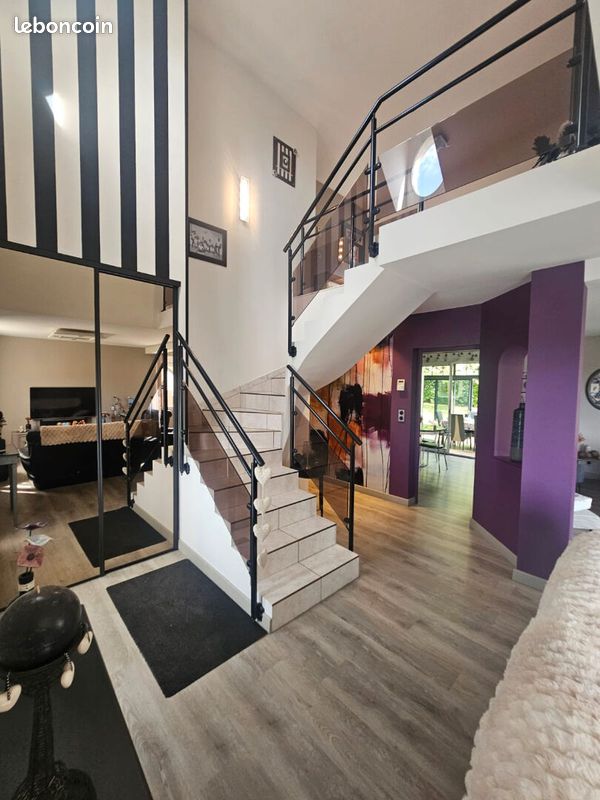 Maison 7 pièces 181 m² · à Château-Gontier-sur-Mayenne · 181 m² · 388 500 €
