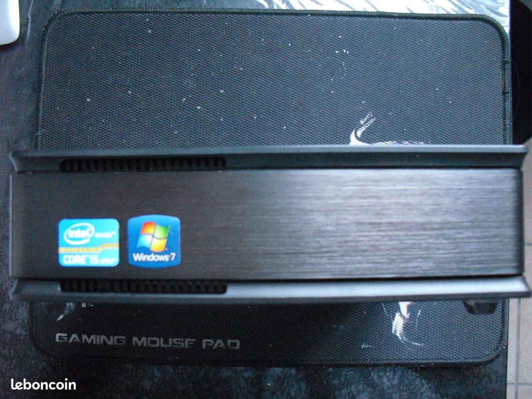 PC Mini Fujitsu Esprimo Q556 Reconditionné – Intel I5-6400T, 8 Go RAM, SSD 240 Go, WiFi, Windows 10 – Format Ultra Compact