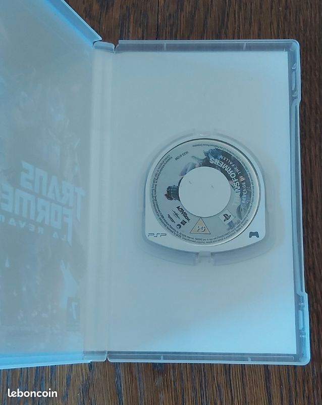 Jeu PSP - Transformers La Revanche (image 2)