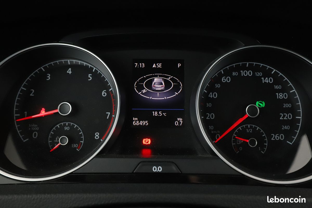 Volkswagen Golf VII 1.4 TSI BlueMotion DSG7 5P 125 ch (image 16)